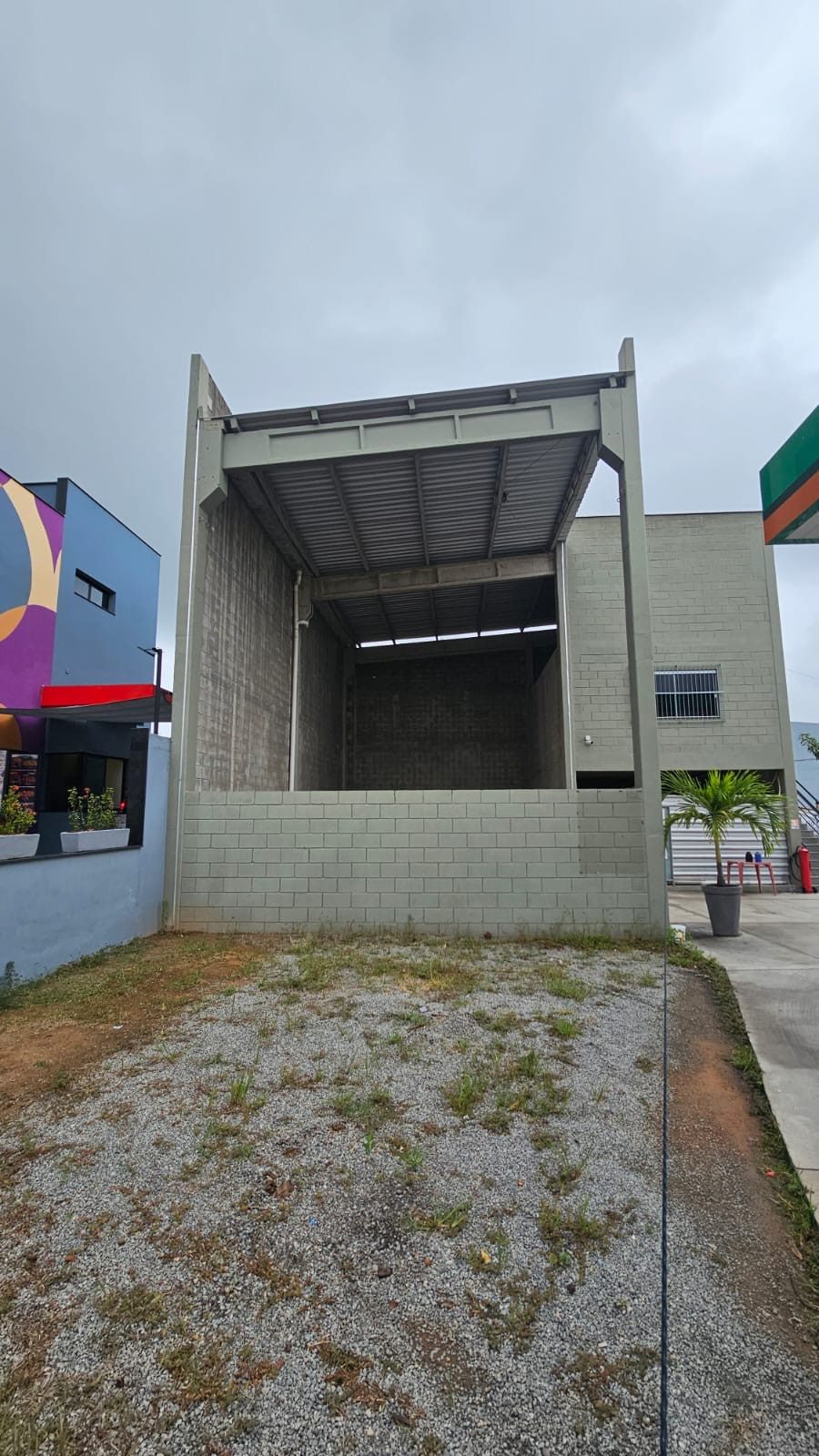 Locação de fundações em obra com acompanhamento topográfico